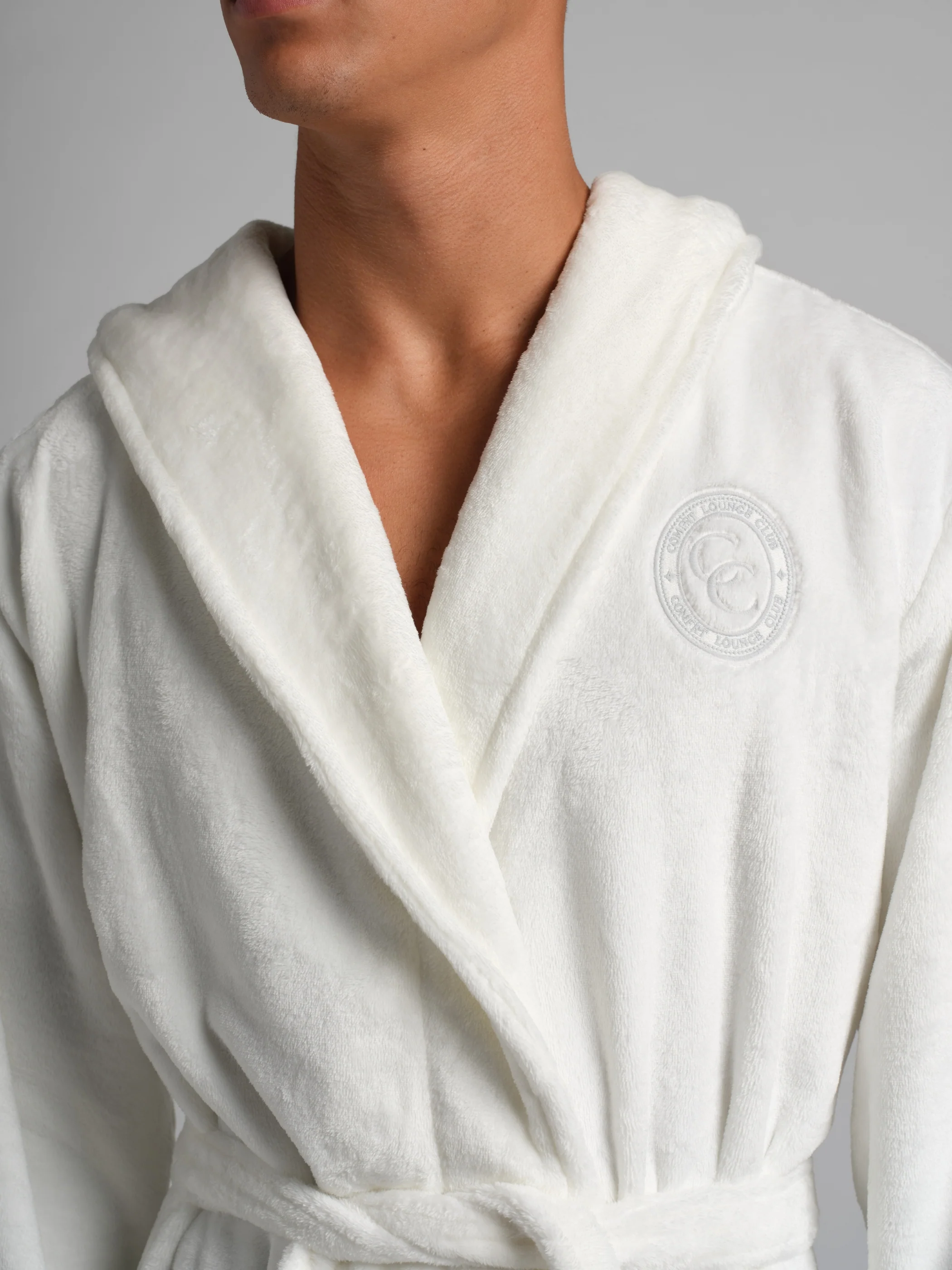 Do Not Disturb Dreamday™ Plush Robe - Pre Order - Image 11