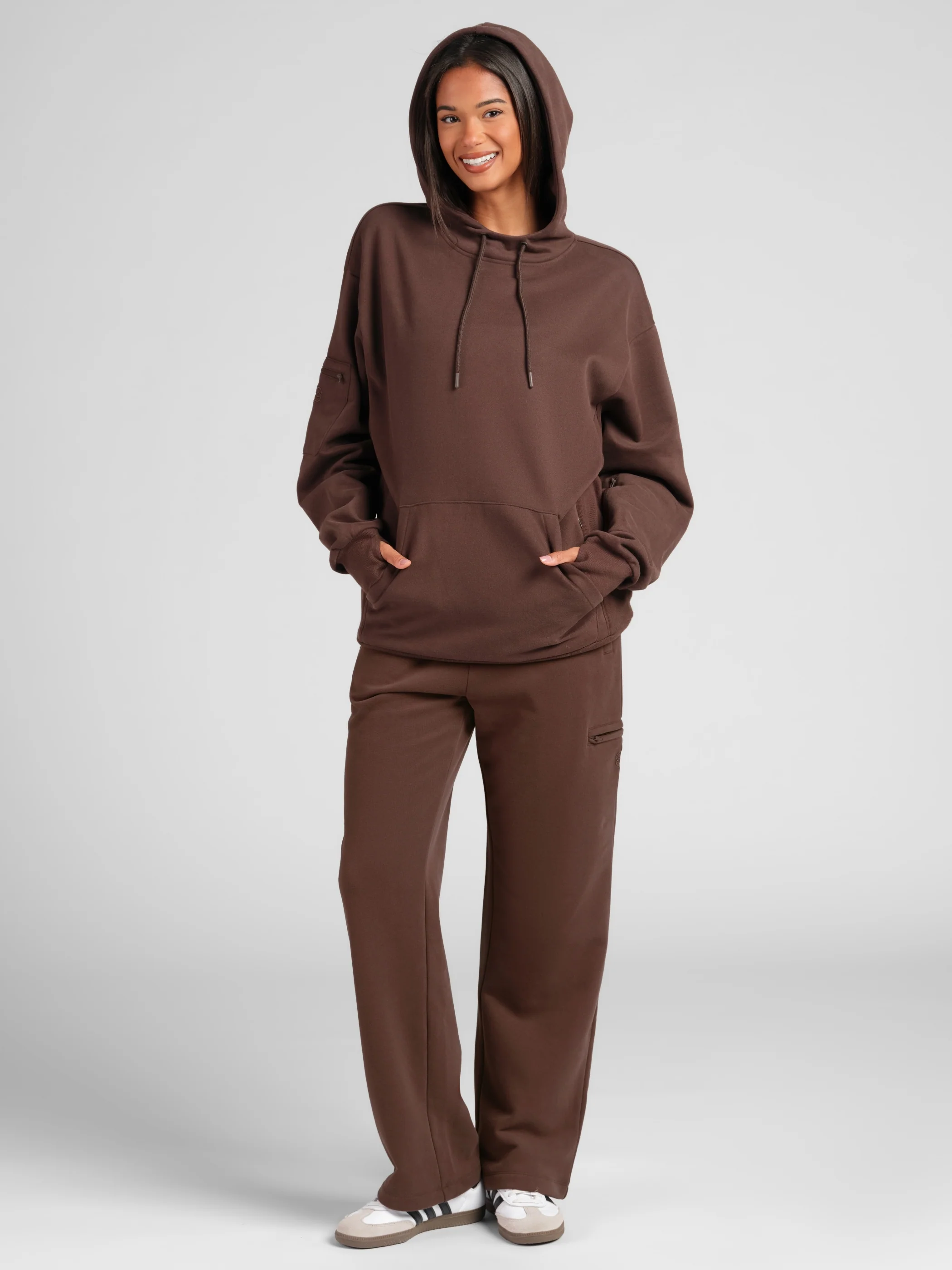 Halo Lightweight Airplane Mode Straight Leg Sweatpants - Image 17