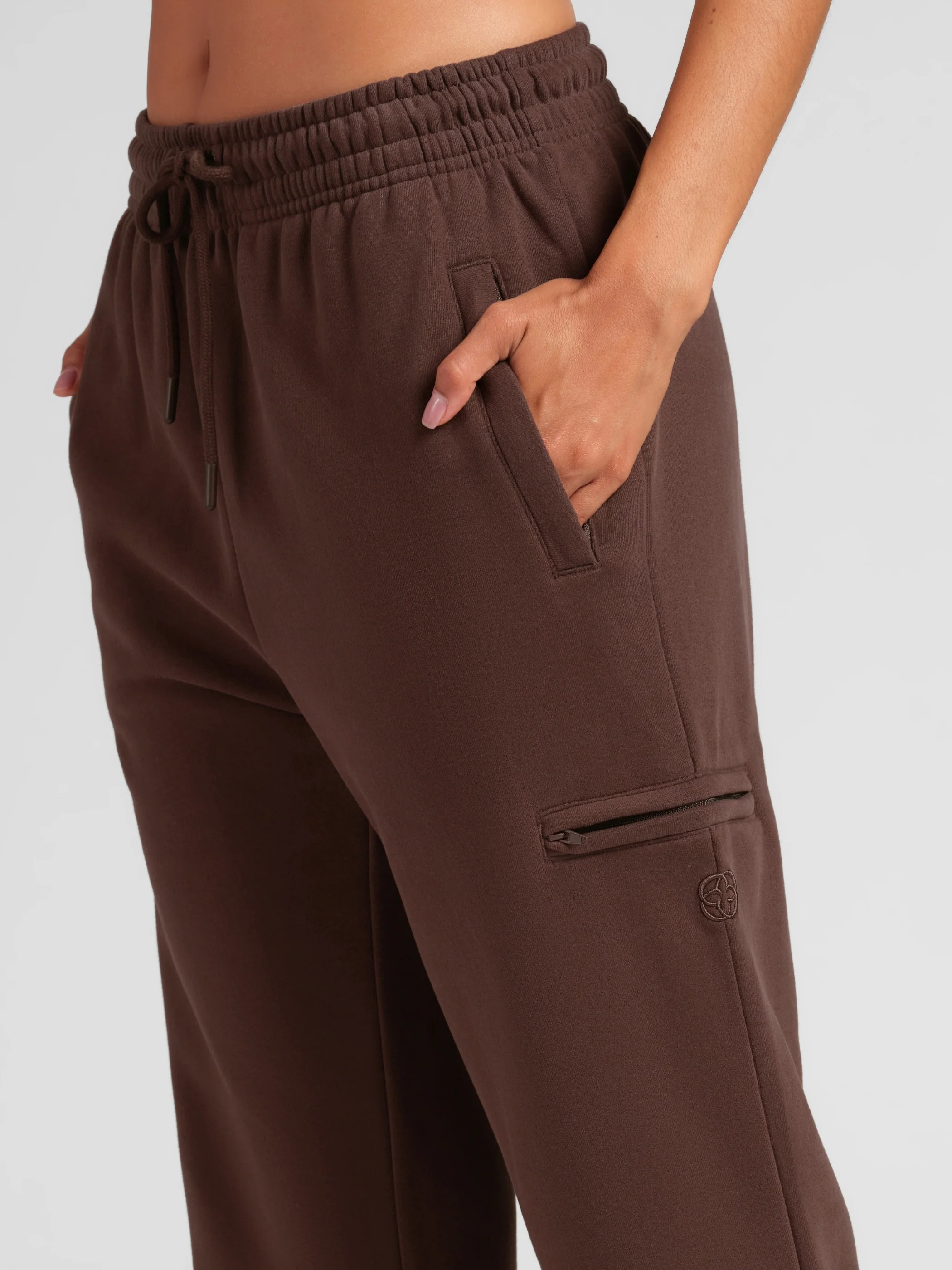 Halo Lightweight Airplane Mode Straight Leg Sweatpants - Image 18