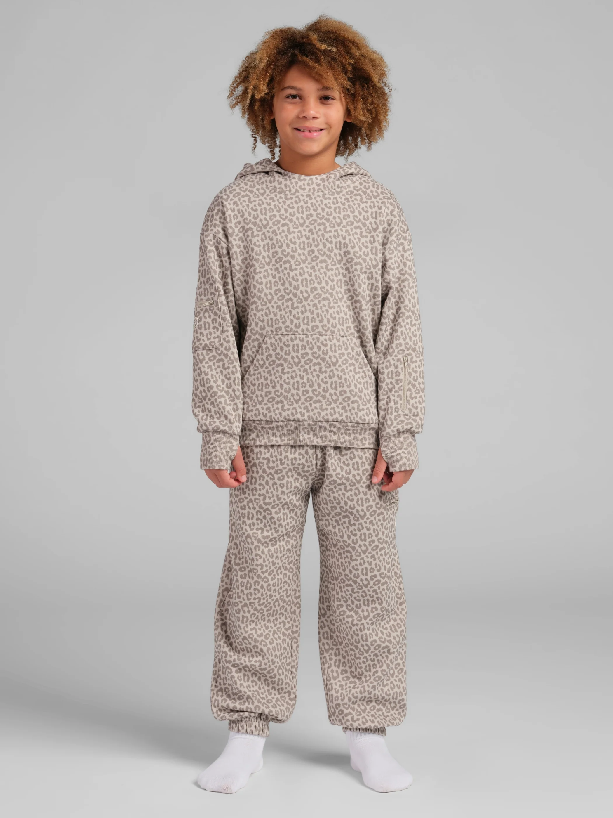 Kids Halo Lightweight Sweatpants - Image 35