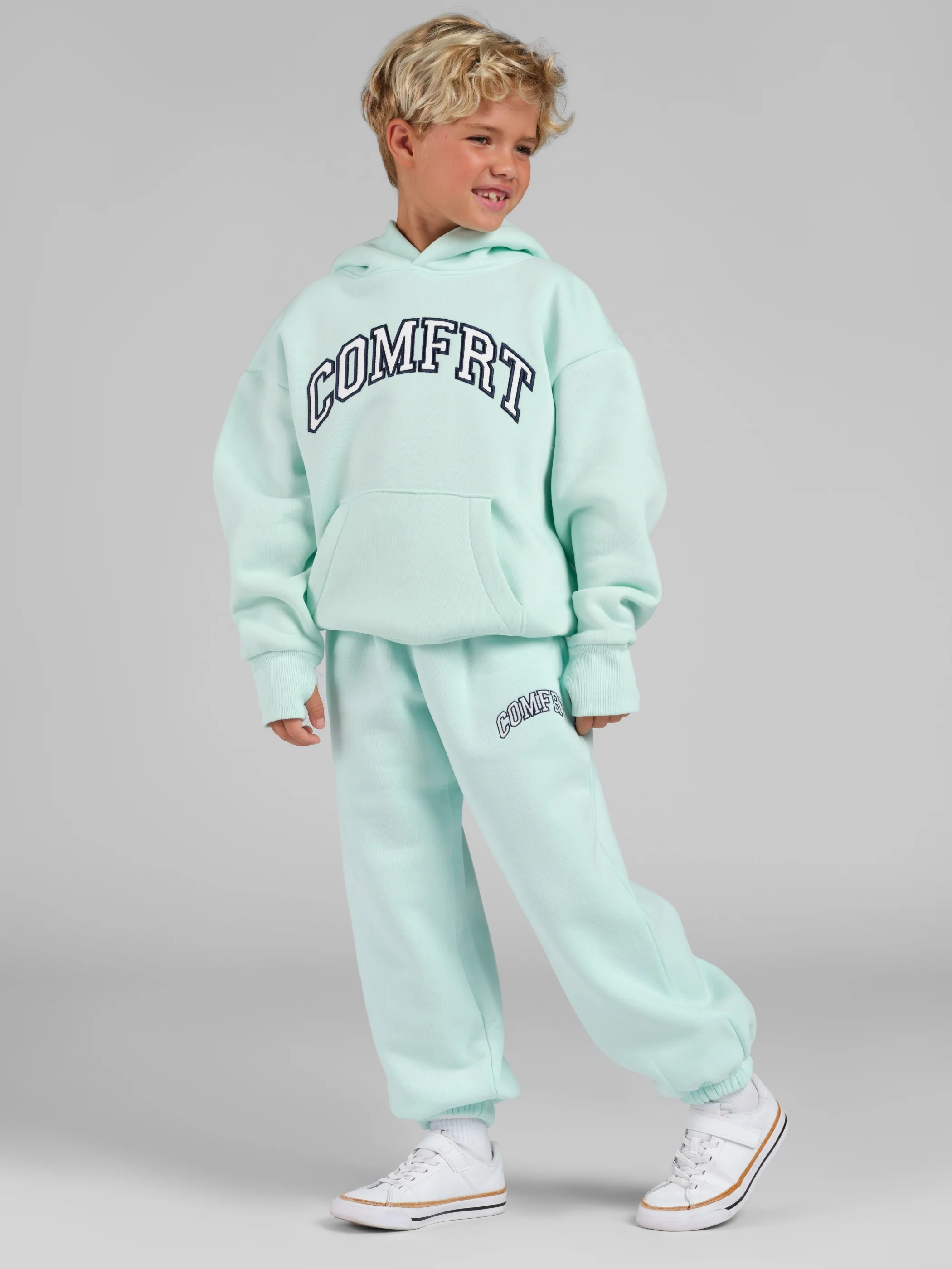 Varsity Kids Logo Sweatpants - Image 26