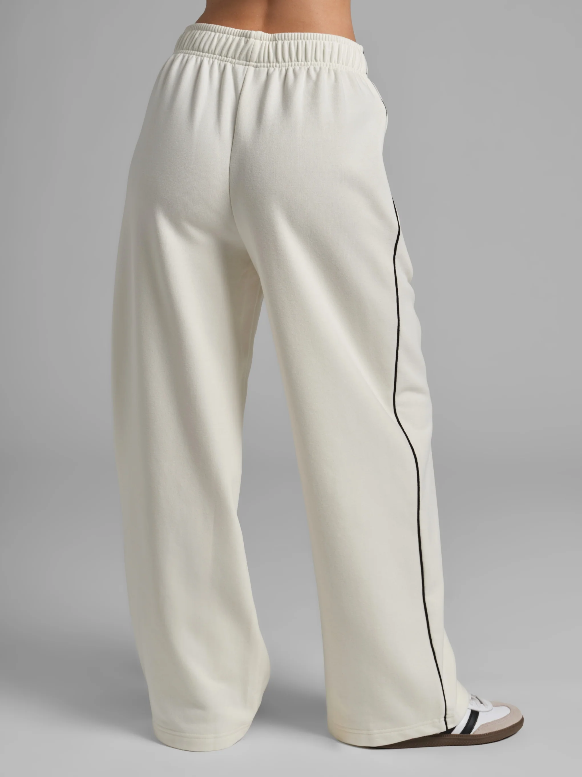 Laid Back Halo Lightweight Wide Leg Pant - Image 21