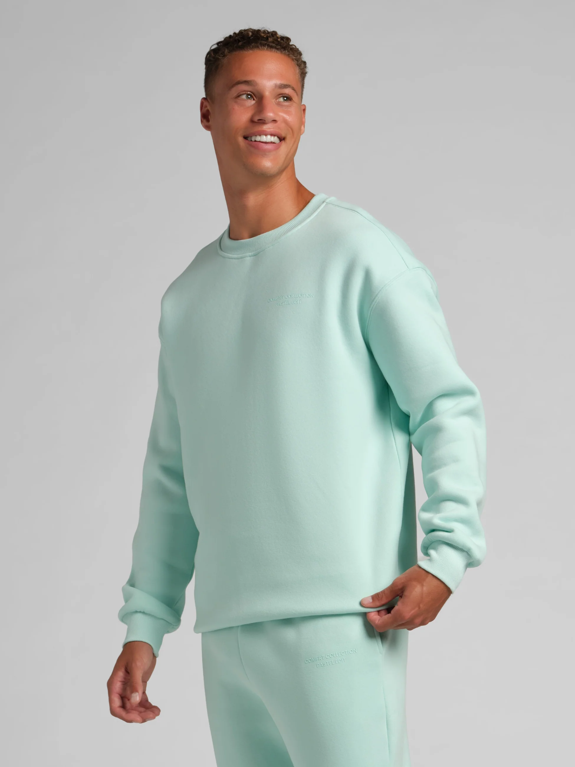 Pastel Crew - Image 33