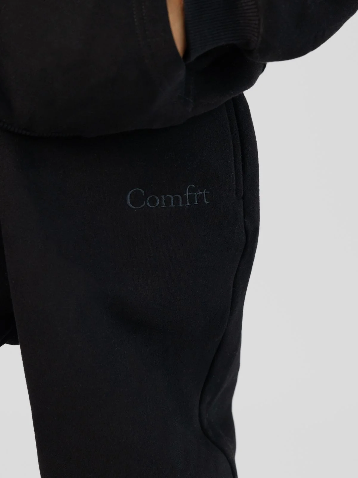 Signature Kids Sweatpants - Pre-Order - Image 9