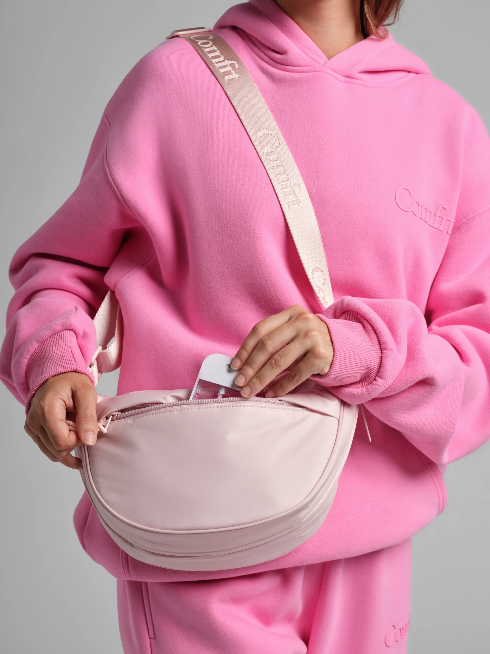 Travel Crossbody Bag - Image 3
