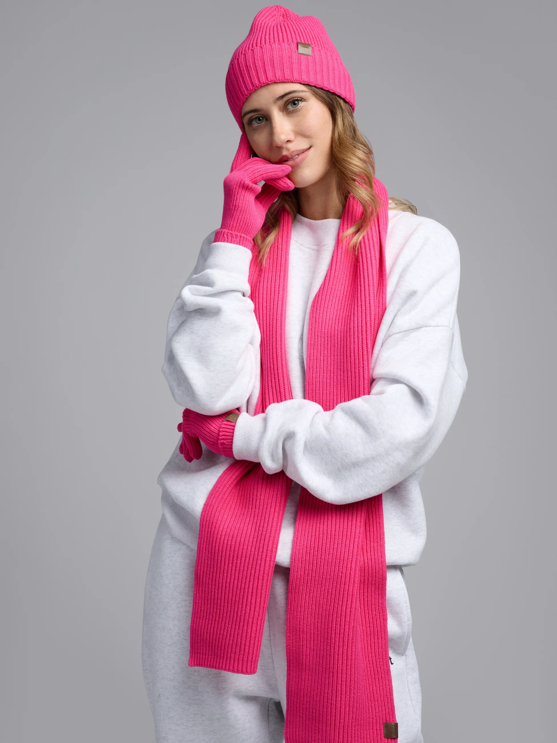 Winter Accessories Set - Image 26