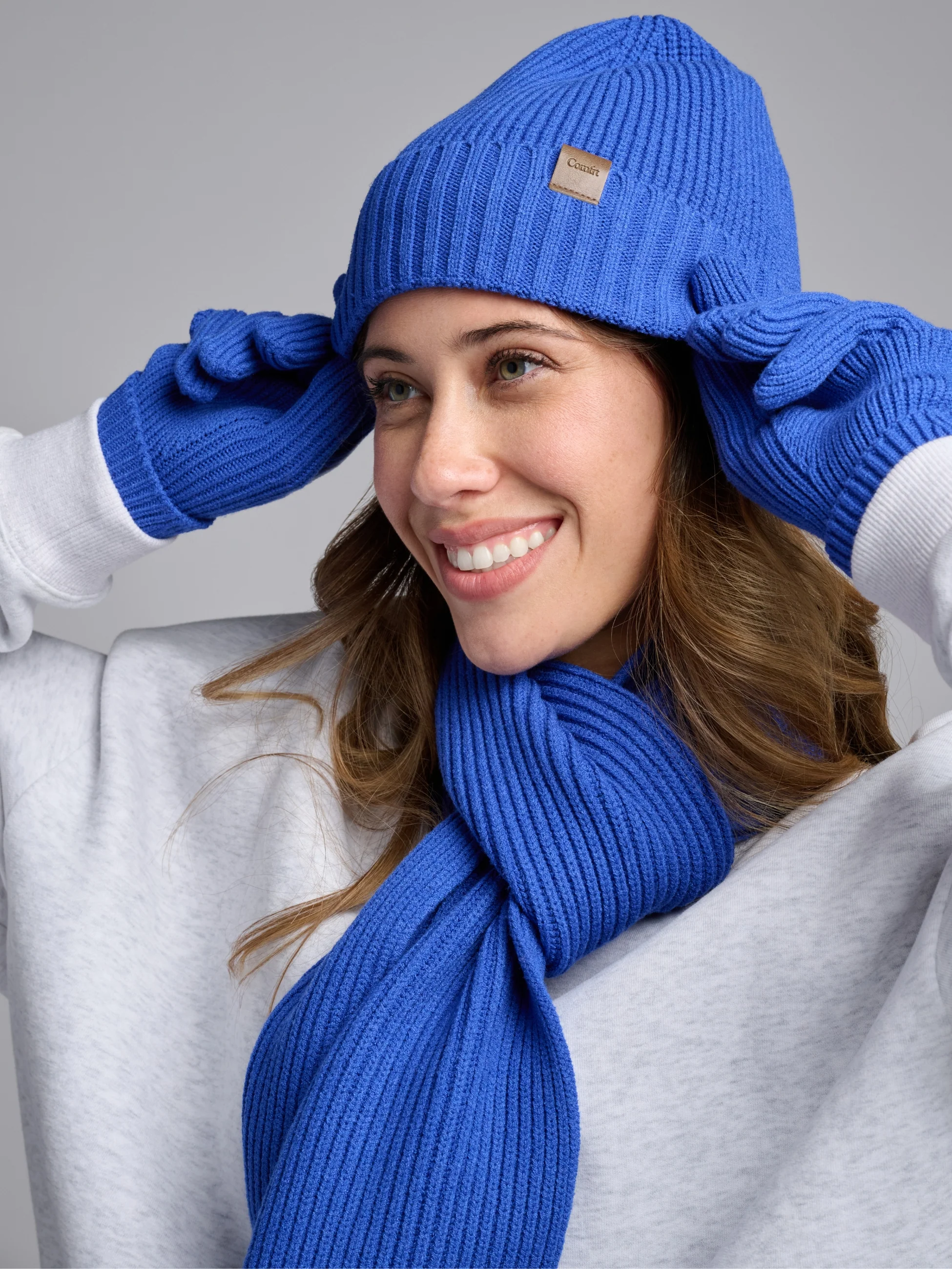 Winter Accessories Set - Image 36